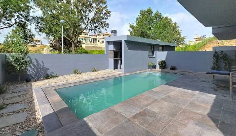 Moradia T3+1 Ericeira com piscina e jardim