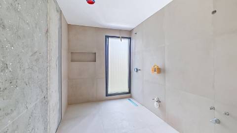 Moradia T3+1 Ericeira com piscina e jardim
