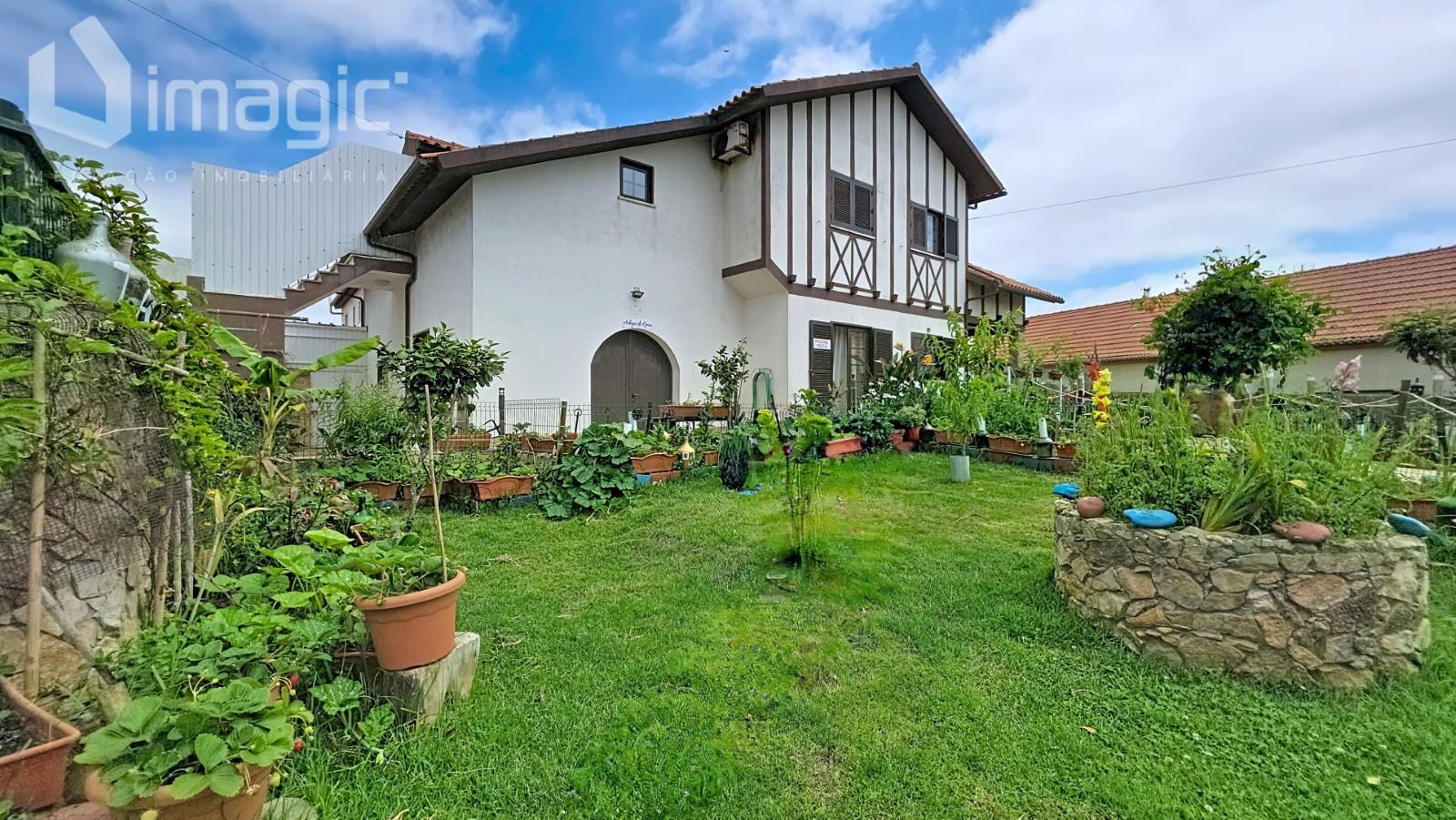 Moradia T7 com piscina coberta - Sobreiro - Mafra