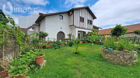 Moradia T7 com piscina coberta - Sobreiro - Mafra