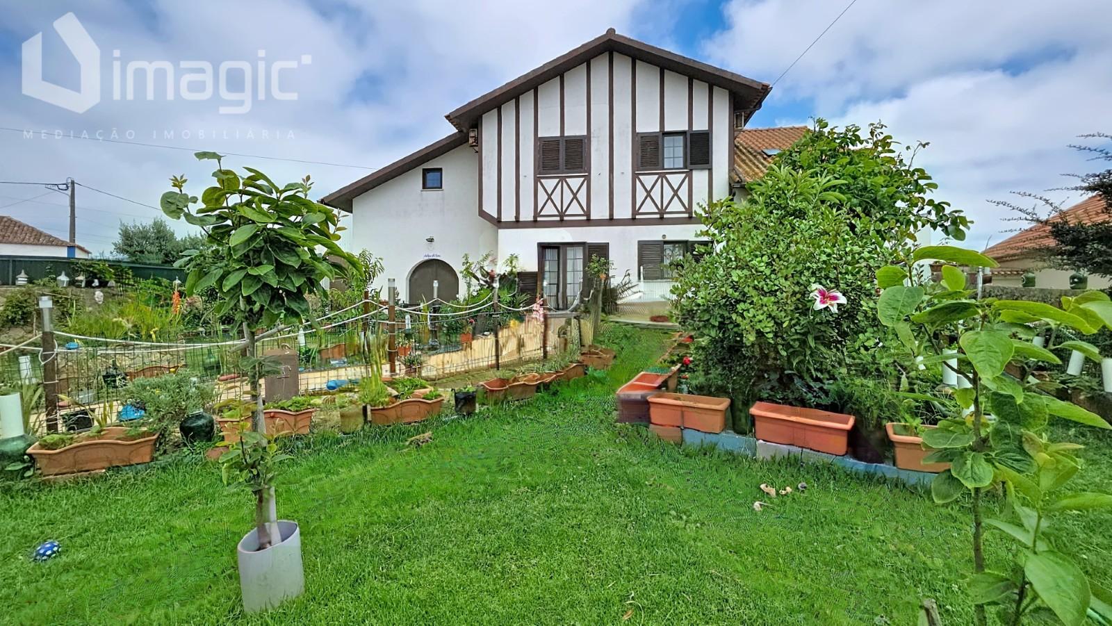 Moradia T7 com piscina coberta - Sobreiro - Mafra