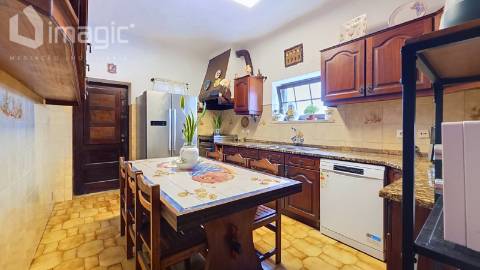 Moradia T7 com piscina coberta - Sobreiro - Mafra