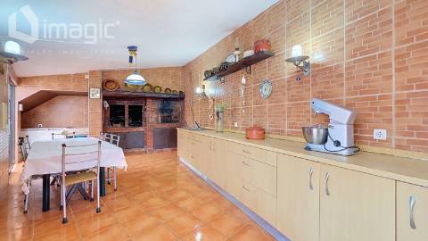 Moradia T7 com piscina coberta - Sobreiro - Mafra
