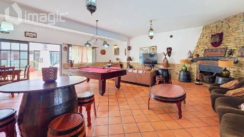 Moradia T7 com piscina coberta - Sobreiro - Mafra