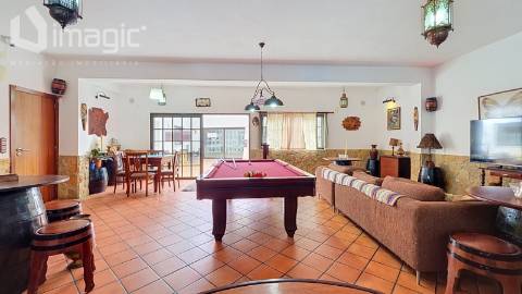 Moradia T7 com piscina coberta - Sobreiro - Mafra