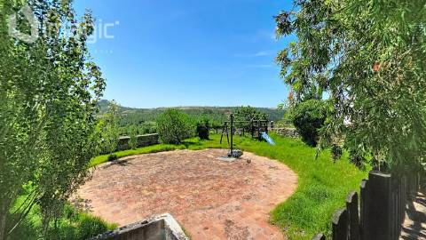 Quinta em Mafra inserida num terreno com 5,331m2.