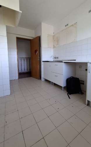 Apartamento T3 Usado em Casal de Cambra