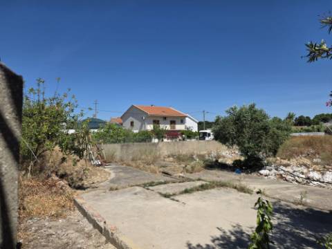 Lote Urbano em Paio Pires