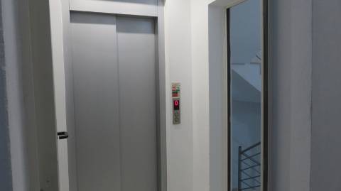 T3 com garagem em Santa Marta Corroios
