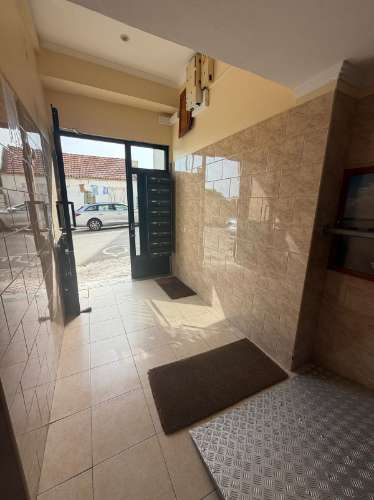 Apartamento T3 + 1 para recuperação | Quinta Manuel André -Seixal