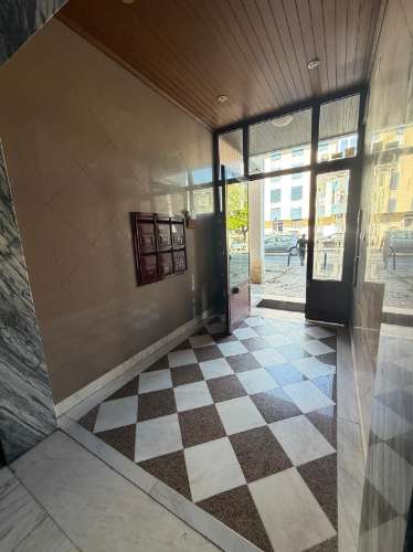 Apartamento T4 totalmente remodelado - Amora