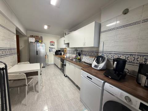 Apartamento T3 Amora - Junto à Baía do Seixal