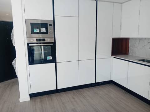 Moradia geminada de LUXO