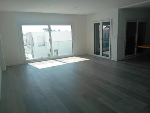 Moradia geminada de LUXO