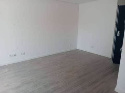 Moradia geminada de LUXO
