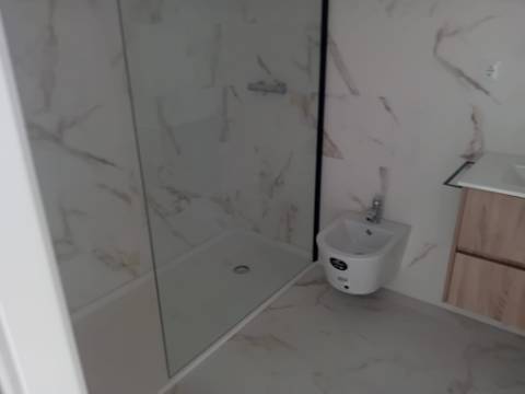 Moradia geminada de LUXO