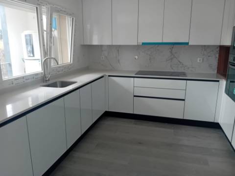 Moradia geminada de LUXO
