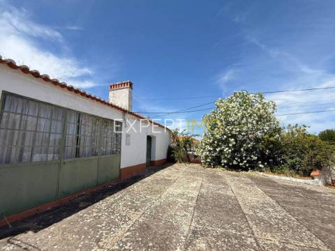 Quinta com Potencial Urbanístico- Projeto para 13 Moradias Carregado - Alenquer
