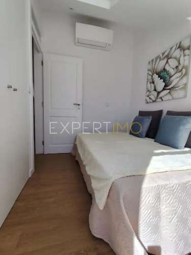 Apartamento T2 Com Vista de Rio