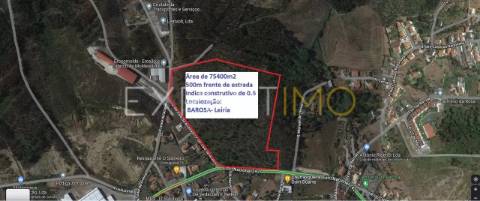 Terreno em Leiria com 75400 m2 para construção