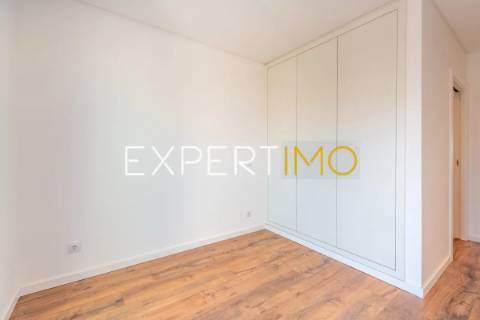 Apartamento T3 NOVO com garagem, arrecadação e piscina