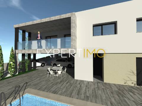 Moradia em inicio de Construção