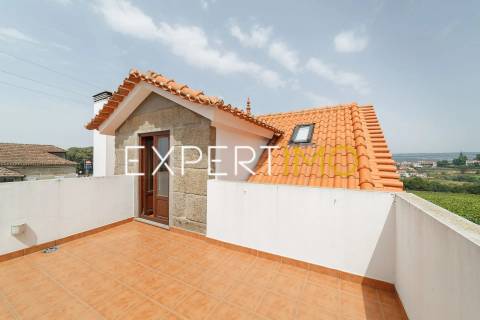 Moradia T5 com Piscina coberta