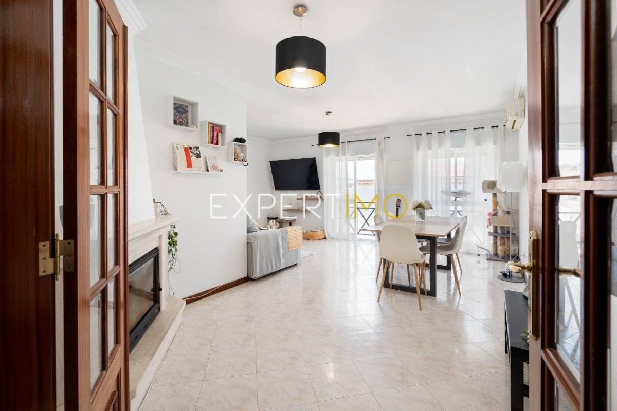 Apartamento T2+1 na Quinta do Conde, Sesimbra, Setúbal