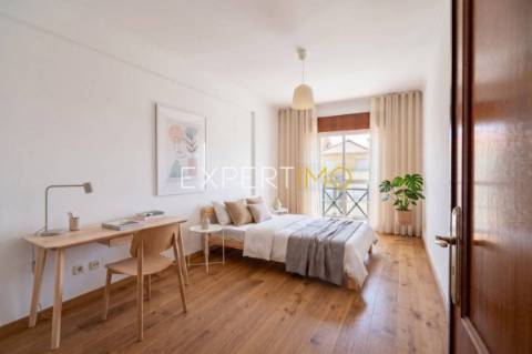 Apartamento T2+1 na Quinta do Conde, Sesimbra, Setúbal