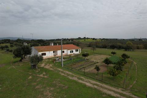 Quinta T4 Venda em Redondo,Redondo