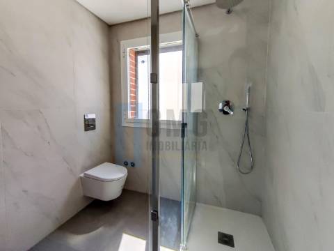 Apartmento Penthouse T3+1 nas Colinas do Cruzeiro
