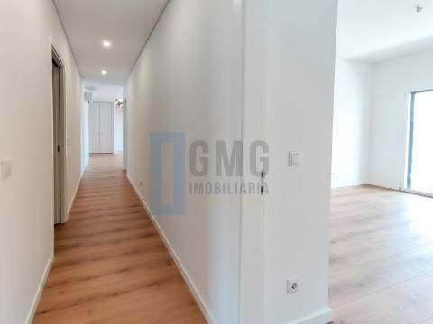 Apartmento Penthouse T3+1 nas Colinas do Cruzeiro
