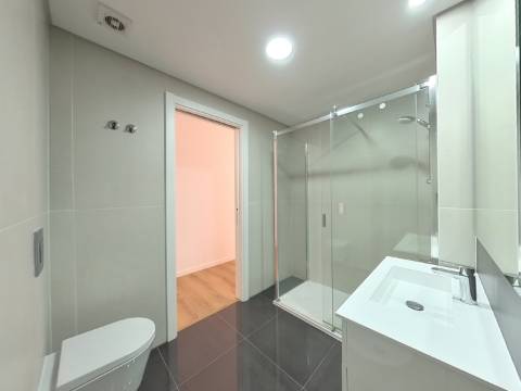 Apartamento T3 na Urbanização Colinas do Cruzeiro, Odivelas.