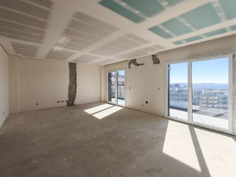 Apartamento Novo T3 com Garagem na Paradela, Santo António dos Cavaleiros