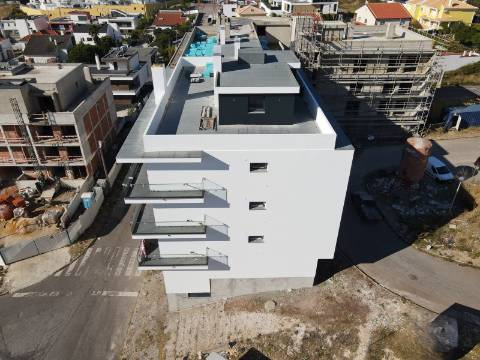 Apartamento Novo T3 com Garagem na Paradela, Santo António dos Cavaleiros