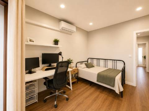Apartamento T4 Remodelado em Oeiras | 134 m² | Vista Rio | Ar Condicionado | Pronto a Habitar