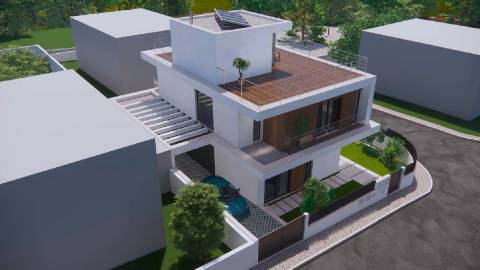Terreno com Projeto Aprovado para Construção de Moradia T4 | Licença de Construção Paga | Famões | Odivelas