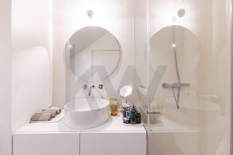 Apartamento no Bonfim com Varanda, 2 quartos e Localização Estratégica entre a Baixa e Campanhã