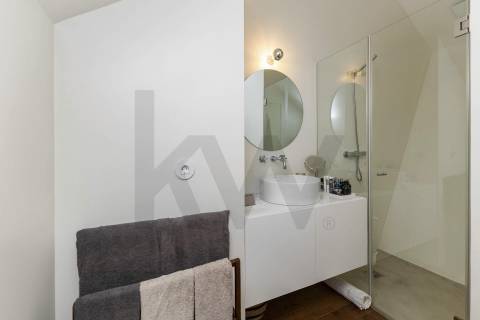 Apartamento no Bonfim com Varanda, 2 quartos e Localização Estratégica entre a Baixa e Campanhã