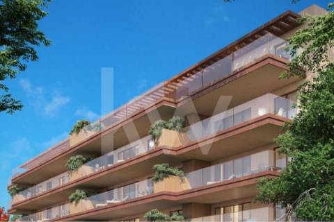 Apartamento T2 NOVO com 132 m2, Terraço de 24 m2 * Dois Lugares de Estacionamento