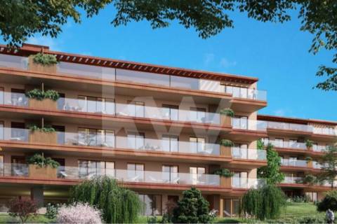Apartamento T2 NOVO com 132 m2, Terraço de 24 m2 * Dois Lugares de Estacionamento