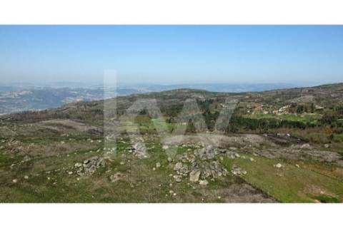 Terreno 2600 em Gestaçô com 3800m2, situado em Baião