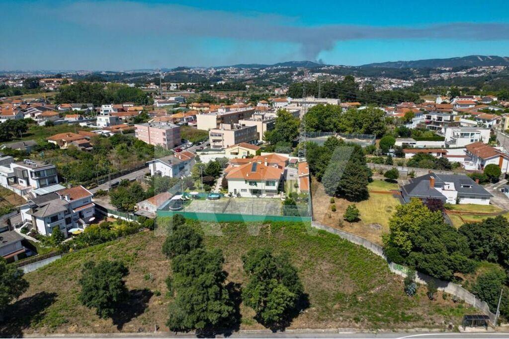 Terreno para Construção - EN222 - AVINTES, V.N. Gaia