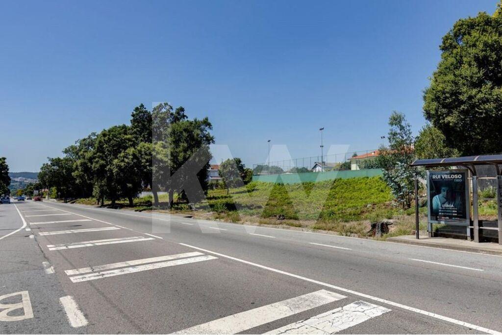 Terreno para Construção - EN222 - AVINTES, V.N. Gaia