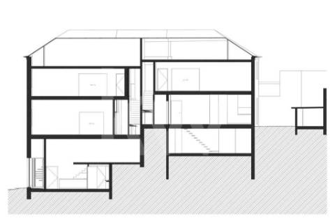 PRÉDIOS EM PROPRIEDADE TOTAL, PARA CONVERSÃO EM 10 APARTAMENTOS T1 (VILA NOVA DE GAIA)