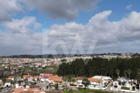 Terreno para construção em LOUROSA com PIP aprovado para 14 Moradias