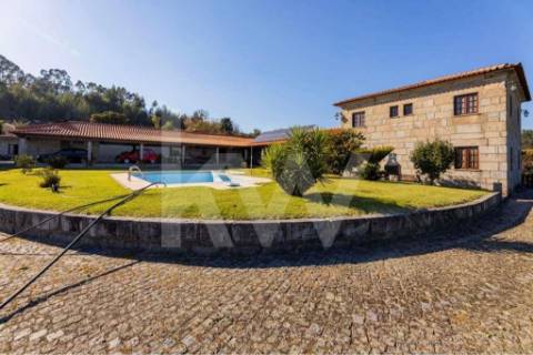 Quinta para turismo rural, eventos e produção de vinho em Guimarães