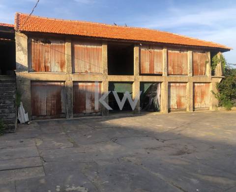 Quinta Histórica Anos 30. Tradicional com Eira, Espigueiro e Celeiro. Reabilitar/Investir