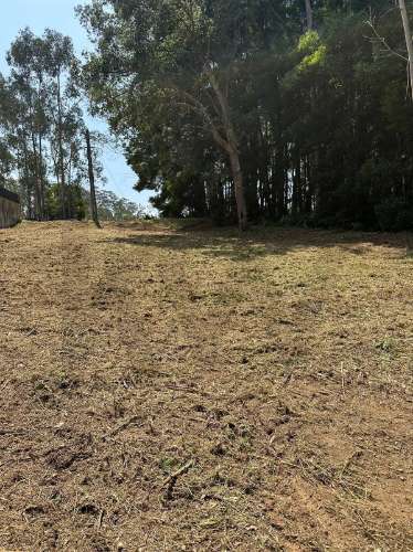 FANTÁSTICO LOTE PARA CONSTRUÇÃO COM 1.100 M2 EM ESPINHO