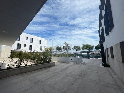  APARTAMENTO T3 de 2 frentes junto ao Rio